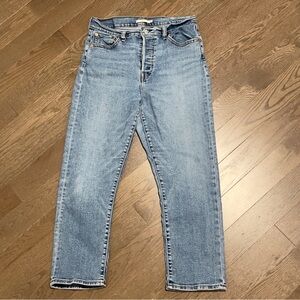 W32 SHORT Levi's Wedgie Straight Jean